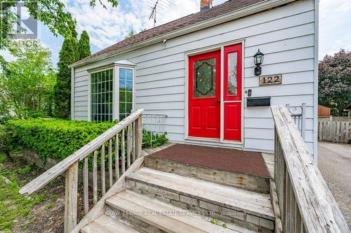 122 Stewart Street, Oakville, ON - Outdoor With Exterior