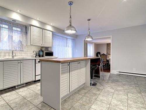 Cuisine - 1185 Place Santerre, Brossard, QC - Indoor Photo Showing Kitchen