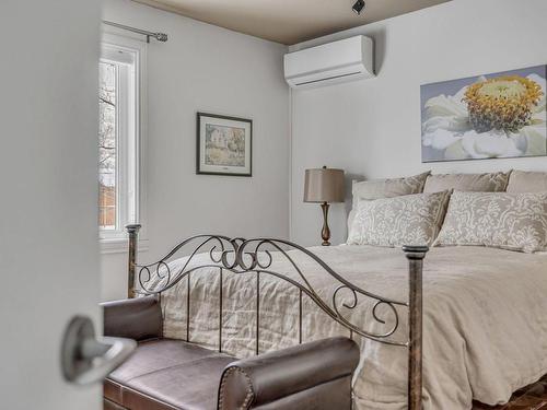 Chambre Ã Â coucher - 958 Rue De La Rivière, Québec (Sainte-Foy/Sillery/Cap-Rouge), QC - Indoor Photo Showing Bedroom