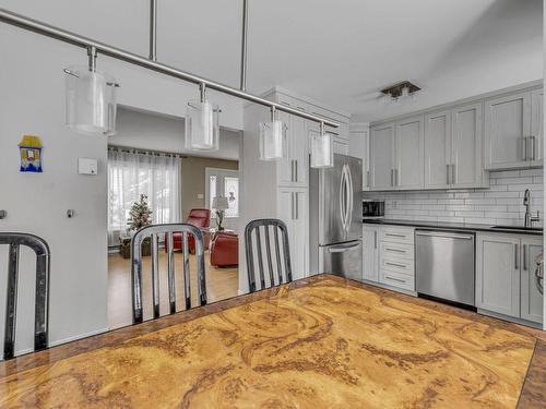 Salle Ã  manger - 958 Rue De La Rivière, Québec (Sainte-Foy/Sillery/Cap-Rouge), QC - Indoor Photo Showing Kitchen