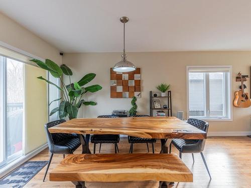 Salle Ã  manger - 50 Rue Rousseau, Saint-Constant, QC - Indoor Photo Showing Dining Room