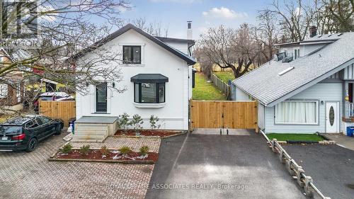 515 Kingston Road W, Ajax, ON - Outdoor