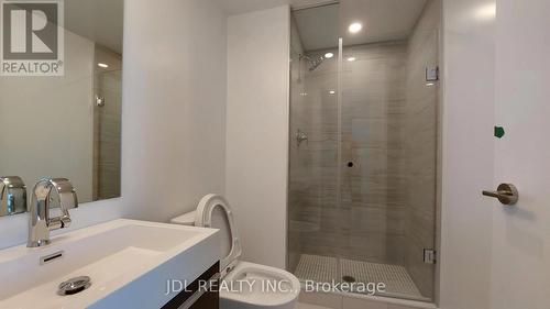 1608 - 39 Roehampton Avenue, Toronto, ON - Indoor Photo Showing Bathroom