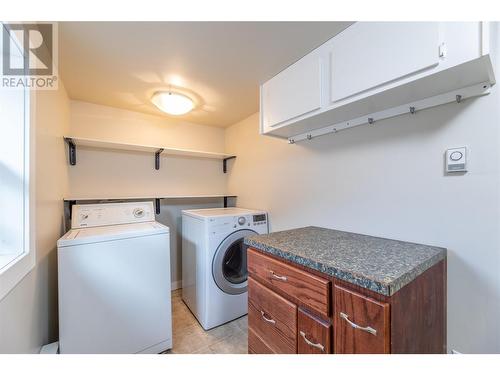 597 Burns Street, Penticton, BC - Indoor Photo Showing Laundry Room