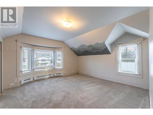 597 Burns Street, Penticton, BC - Indoor Photo Showing Other Room