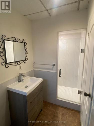 201 - 556 Parliament Street, Toronto, ON - Indoor Photo Showing Bathroom