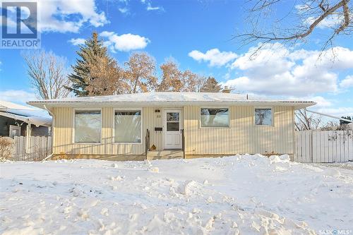 50 Richmond Crescent, Saskatoon, SK - Outdoor