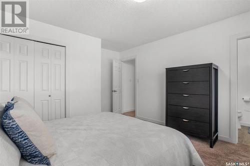 50 Richmond Crescent, Saskatoon, SK - Indoor Photo Showing Bedroom