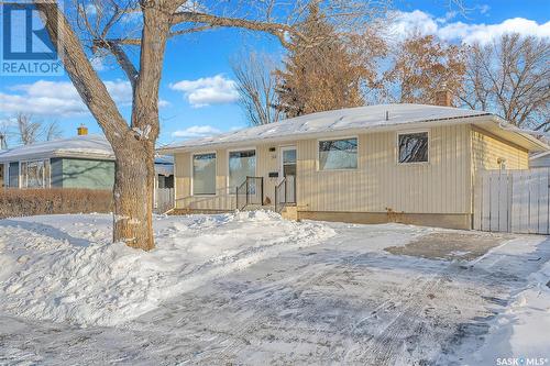 50 Richmond Crescent, Saskatoon, SK - Outdoor