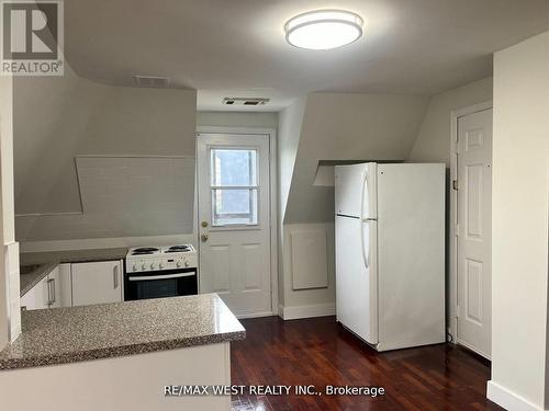 Unit 4 - 96 Springhurst Avenue, Toronto, ON - Indoor Photo Showing Kitchen