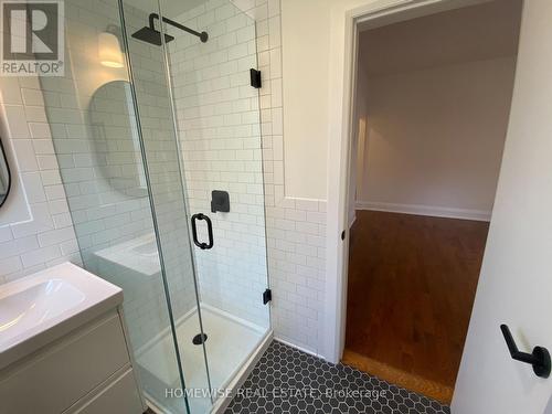 101 - 5 High Park Boulevard, Toronto, ON - Indoor Photo Showing Bathroom