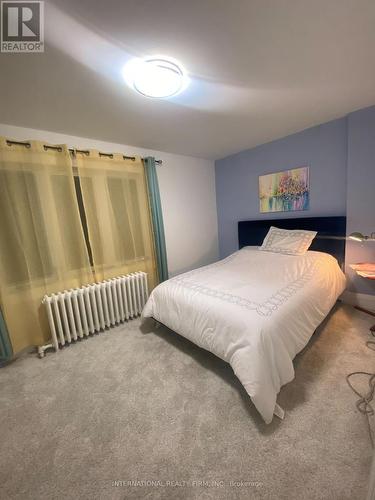 342 Glenholme Avenue, Toronto, ON - Indoor Photo Showing Bedroom