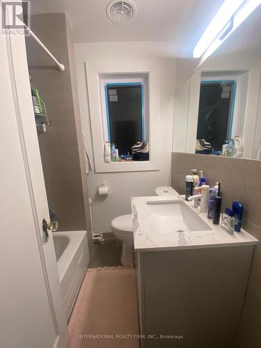 342 Glenholme Avenue, Toronto, ON - Indoor Photo Showing Bathroom