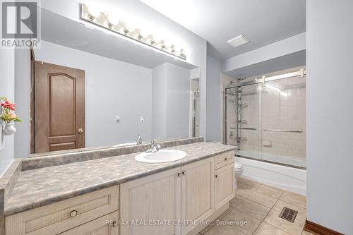 3120 Velmar Drive, Mississauga, ON - Indoor Photo Showing Bathroom