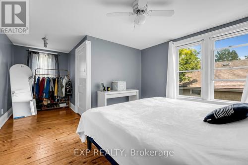 81 Mill Street, Richmond Hill, ON - Indoor Photo Showing Bedroom