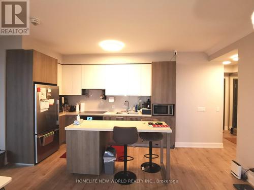 2007 - 38 Water Walk Drive, Markham, ON - Indoor Photo Showing Kitchen