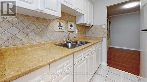 1509 - 966 Inverhouse Drive, Mississauga, ON - Indoor Photo Showing Kitchen With Double Sink