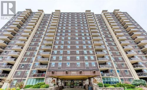 1509 - 966 Inverhouse Drive, Mississauga, ON - Outdoor With Balcony With Facade