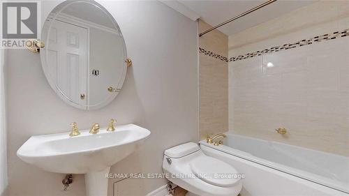 1509 - 966 Inverhouse Drive, Mississauga, ON - Indoor Photo Showing Bathroom