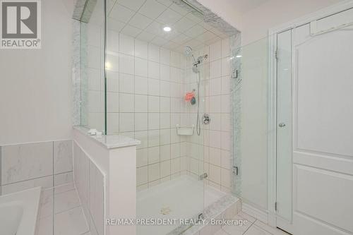 33 Rainbow Drive, Haldimand, ON - Indoor Photo Showing Bathroom