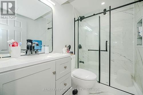 33 Rainbow Drive, Haldimand, ON - Indoor Photo Showing Bathroom