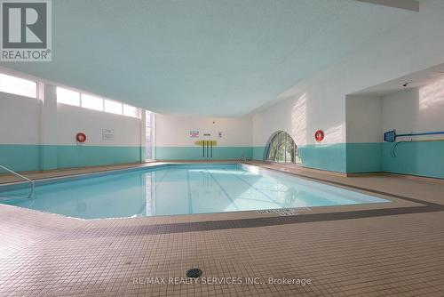 1604 - 20 Mississauga Valley Boulevard, Mississauga, ON - Indoor Photo Showing Other Room With In Ground Pool