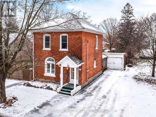 66 Dunbar Street, Belleville, ON - Outdoor