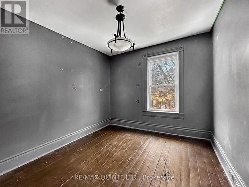 66 Dunbar Street, Belleville, ON - Indoor Photo Showing Other Room