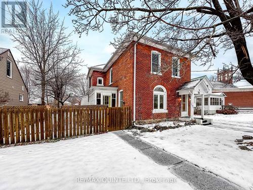 66 Dunbar Street, Belleville, ON - Outdoor