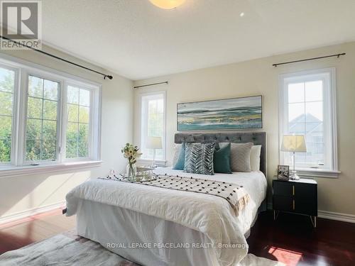 24 Hazelton Avenue, Hamilton, ON - Indoor Photo Showing Bedroom