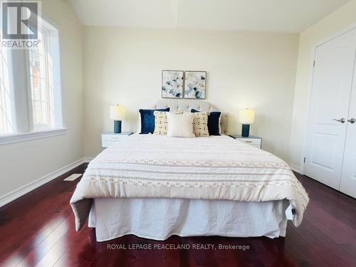 24 Hazelton Avenue, Hamilton, ON - Indoor Photo Showing Bedroom