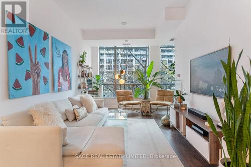 277 - 209 Fort York Boulevard, Toronto, ON - Indoor Photo Showing Living Room