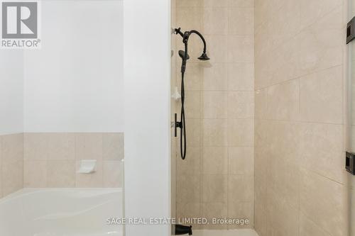 277 - 209 Fort York Boulevard, Toronto, ON - Indoor Photo Showing Bathroom