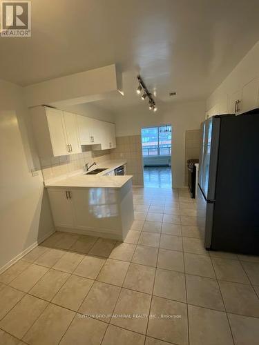 1004 - 2500 Bathurst Street, Toronto, ON - Indoor