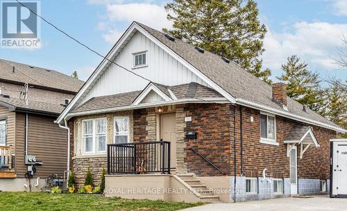 1143 Cedar Street, Oshawa, ON - Outdoor