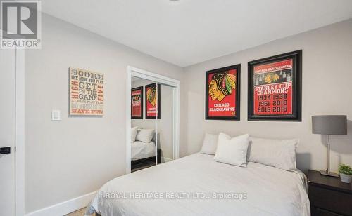 1143 Cedar Street, Oshawa, ON - Indoor Photo Showing Bedroom