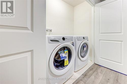 2894 Shortreed Gardens, Pickering, ON - Indoor Photo Showing Laundry Room