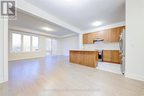 2894 Shortreed Gardens, Pickering, ON - Indoor Photo Showing Kitchen