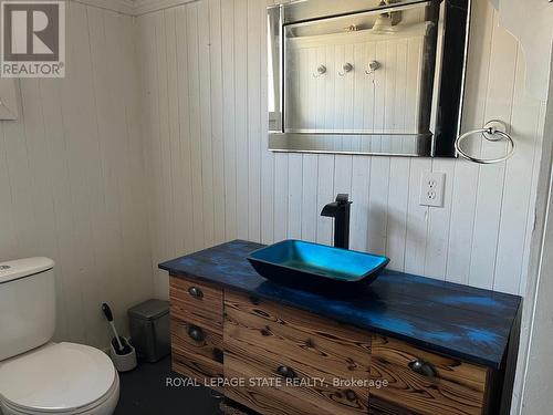 826 Sandy Bay Road, Haldimand, ON - Indoor Photo Showing Bathroom