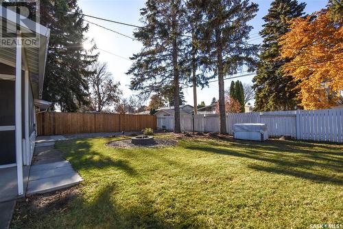 18 Hoeschen Crescent, Saskatoon, SK - Outdoor With Backyard