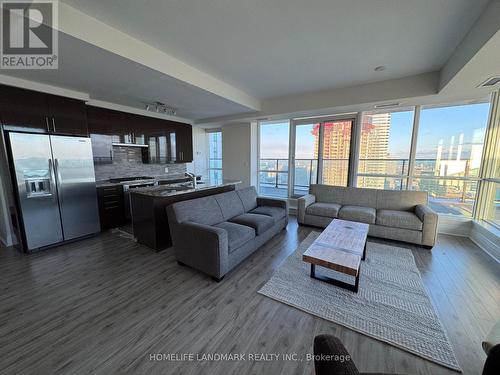 4805 - 33 Bay Street, Toronto, ON - Indoor Photo Showing Living Room