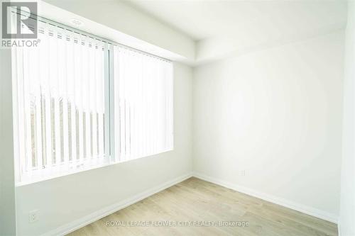 Th56 - 1040 Portage Parkway, Vaughan, ON - Indoor Photo Showing Other Room