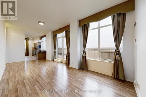 Ph07 - 9225 Jane Street, Vaughan, ON - Indoor