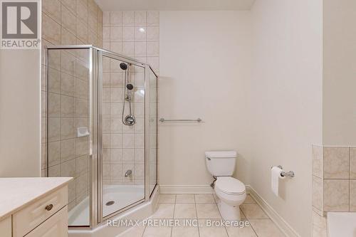 Ph07 - 9225 Jane Street, Vaughan, ON - Indoor Photo Showing Bathroom