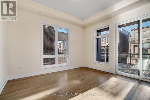 3045 Meadowridge Drive, Oakville, ON - Indoor Photo Showing Other Room