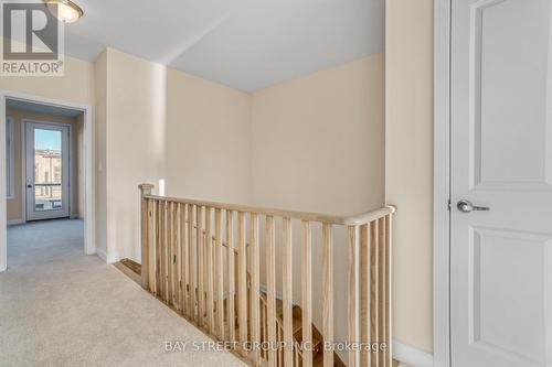 3045 Meadowridge Drive, Oakville, ON - Indoor Photo Showing Other Room