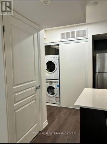 20 - 150 Long Branch Avenue, Toronto, ON - Indoor Photo Showing Laundry Room