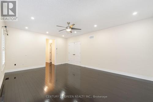 20 Foothills Crescent, Brampton, ON - Indoor Photo Showing Other Room