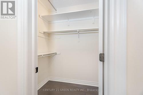 20 Foothills Crescent, Brampton, ON - Indoor With Storage