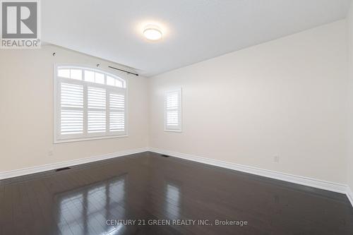 20 Foothills Crescent, Brampton, ON - Indoor Photo Showing Other Room